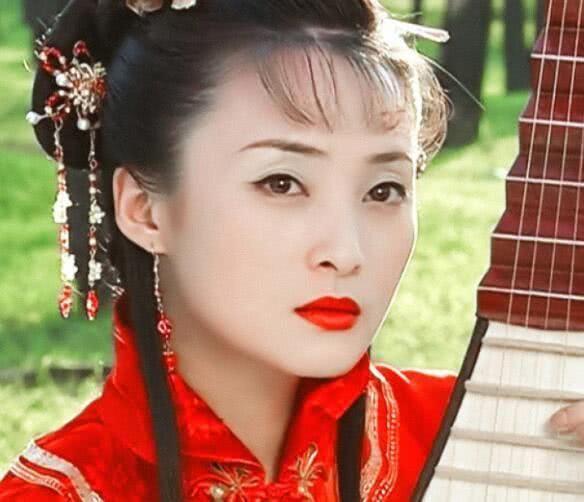 林心如的夏紫薇陈德容的白吟霜蒋勤勤的夏盈盈都不如她惊艳