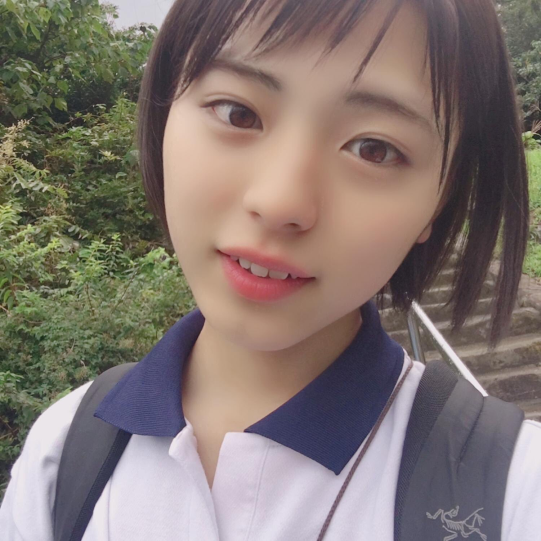 16岁日本最美高中生,因为颜值太高没人敢追?网友:我可以,但我不配
