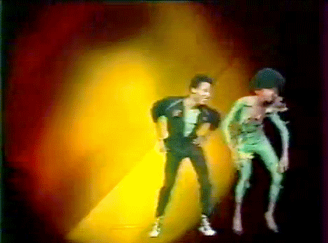 你你你你要跳舞吗?蹦迪老炮来教你花式蹦迪姿势