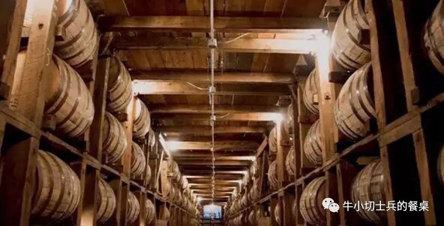 国父退休家酿酒，抗税禁酒扰百年：美国与威士忌