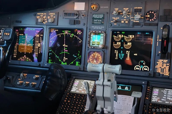 航空显示屏进驻空客a350驾驶舱