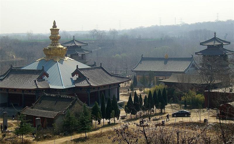 河南荥阳 中原"天中三林"之一洞林寺