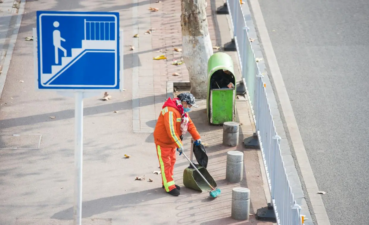 澎友圈大赏｜疫情前，中国有最勇敢的人保护着