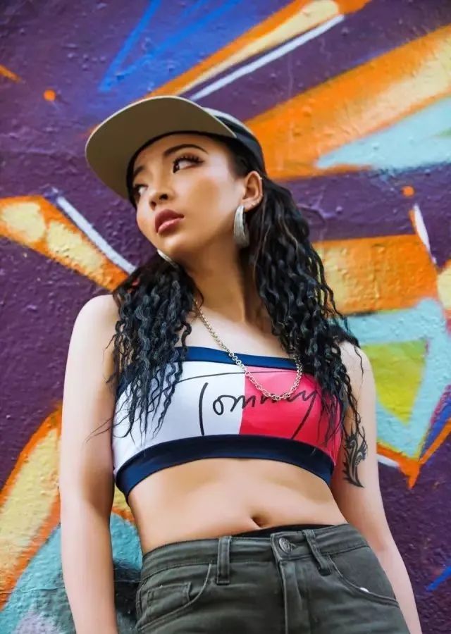 这些女rapper的身材可以有多火辣?