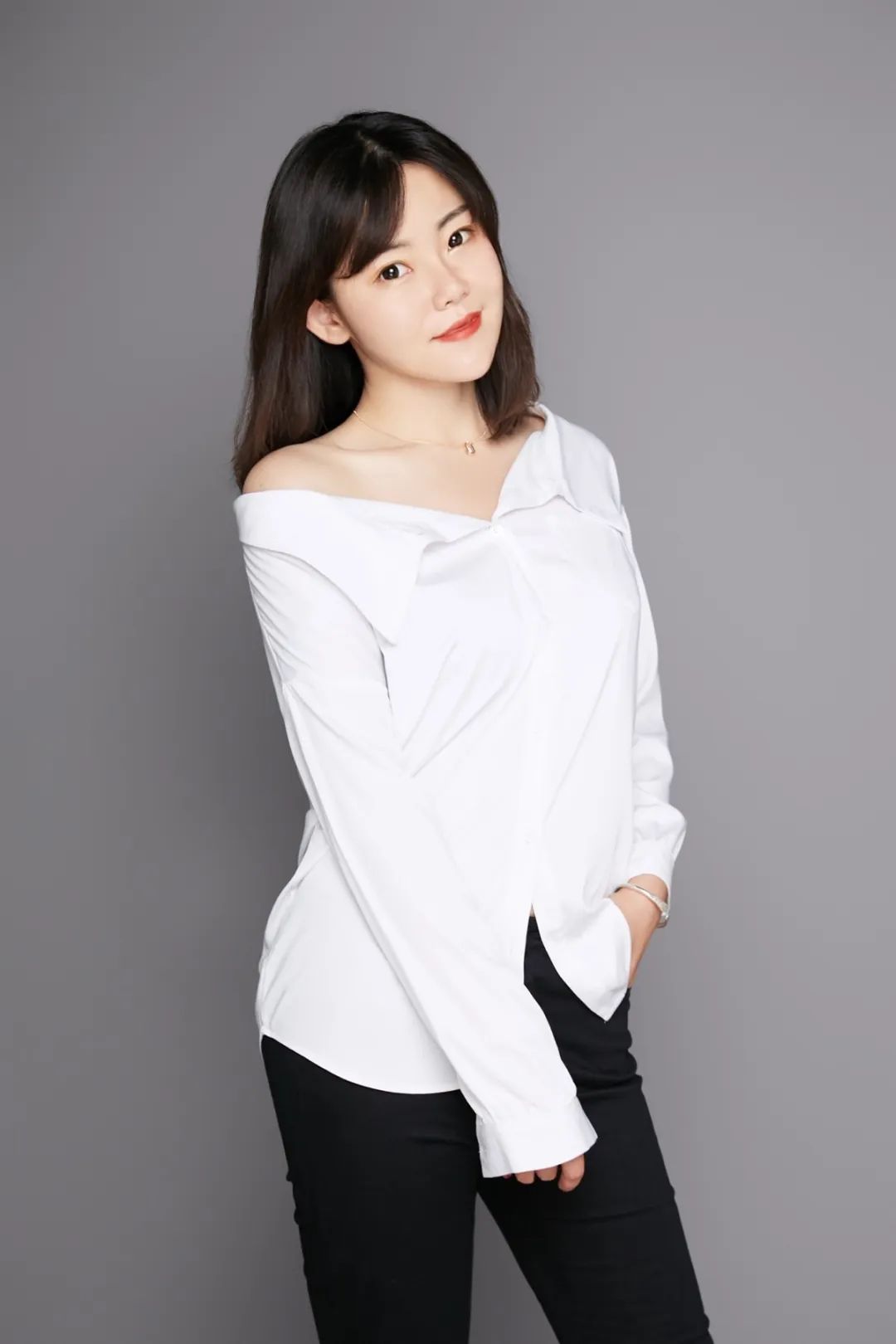 城品人物访谈100位女性创始人:愿身披铠甲依然被世界温柔以待