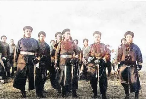 清朝军队彩色照片,带你了解清末清军的变革和历史的变迁