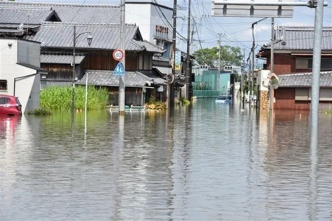 东京感染者暴增224人地震洪水疫情日本今年太惨了