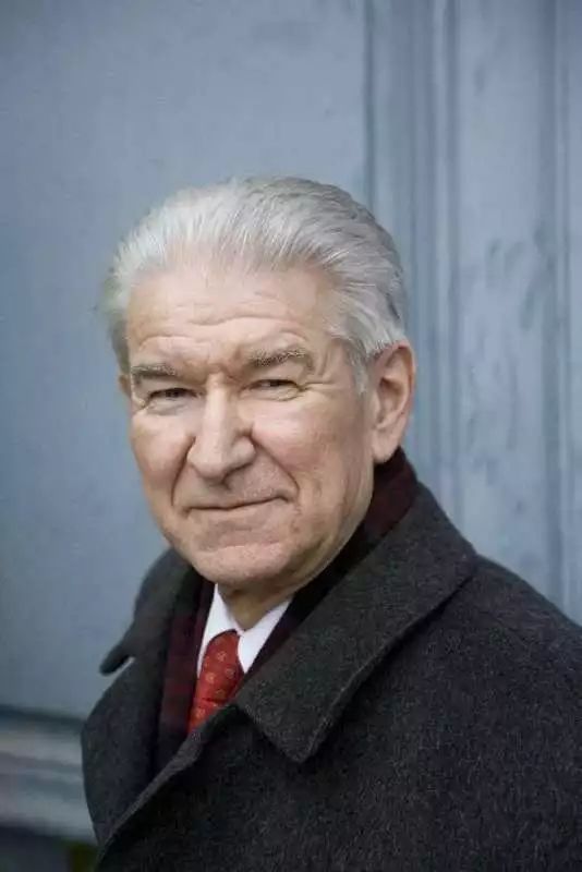 2050年中国每个退休者需要1.3名上班族养