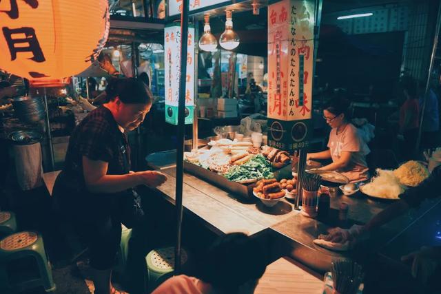 中国最好逛的夜市摊,你去过几个?