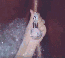 生在终点线,营销美貌却屡屡翻车的她,翻身成为00后变美新模板