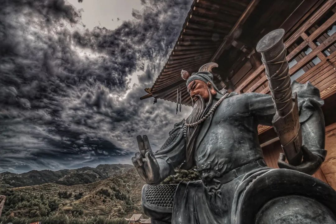 伽蓝菩萨的这份个人简历,您一定没有见过