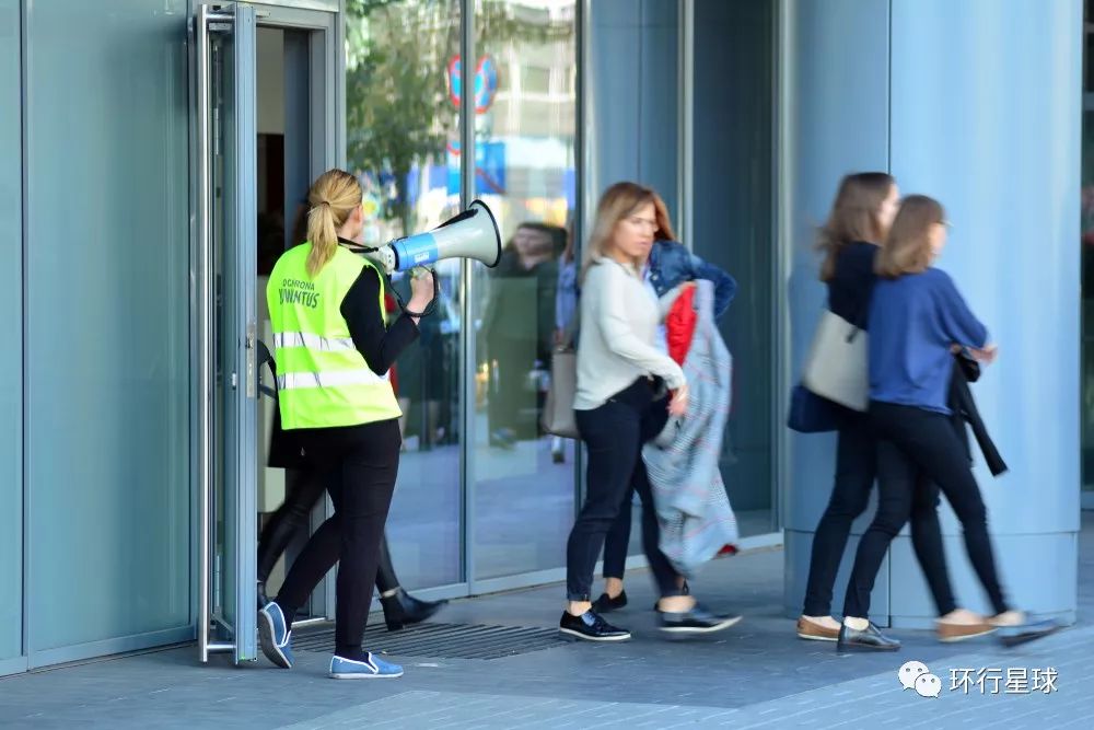 德国应对疫情，为什么很少有人造谣传谣