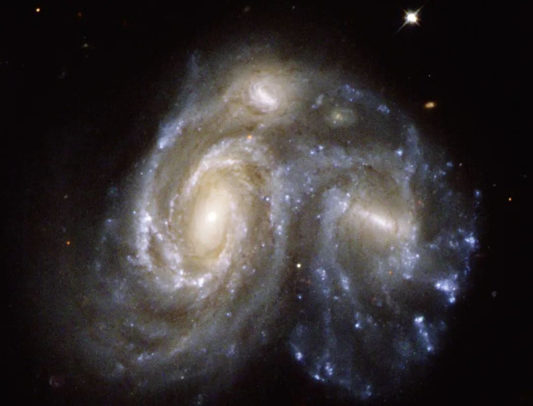 nasa公布星系碰撞照片,一大波恒星即将诞生?
