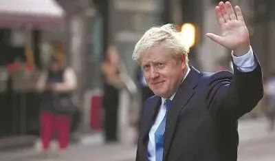 英国首相约翰逊被赶出医院始末