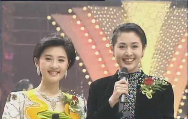 许戈辉嫁入豪门传丁健为了与她结婚支付前妻一亿赡养费
