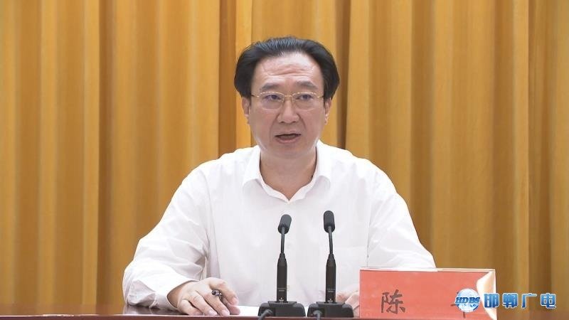 河北省委组织部常务副部长陈平出席会议并讲话.