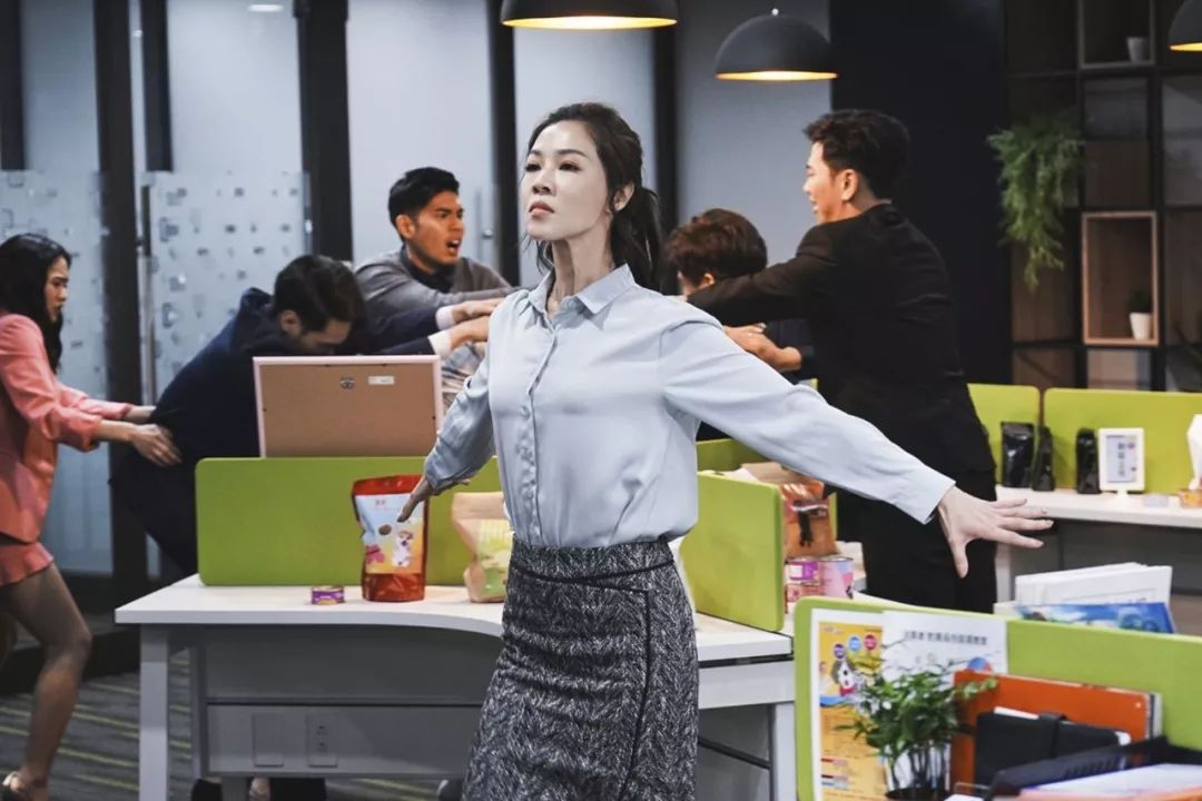 中国男女光棍超2亿，80%女性主动选择单身