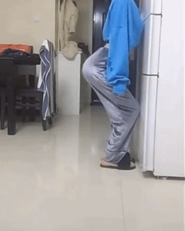 就失败 不过有了前凸后翘的魅力加持 就当你成功好了 ▼ 妹子不要气馁