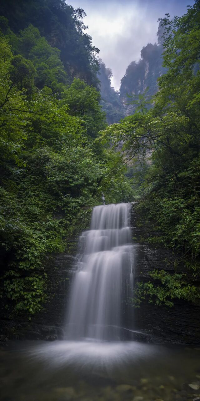 峨眉山风光 河川/摄