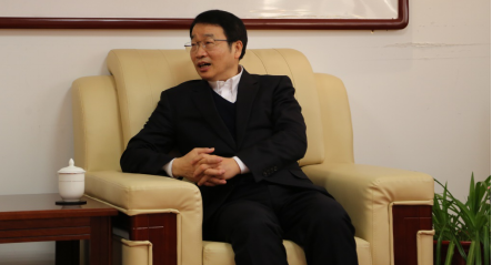重庆副市长李明清审看纪录片《新三峡》并与剧组座谈
