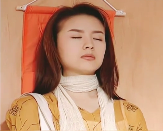 真正的时髦男女,活在30年前的国产剧里