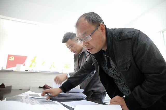 五一不休假 啃下"硬骨头" 清镇市蒋家院村第一书记刘后平"战贫"记