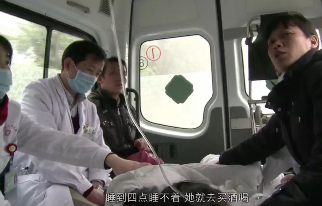 深夜的医院急诊科，是人间最真实的样子