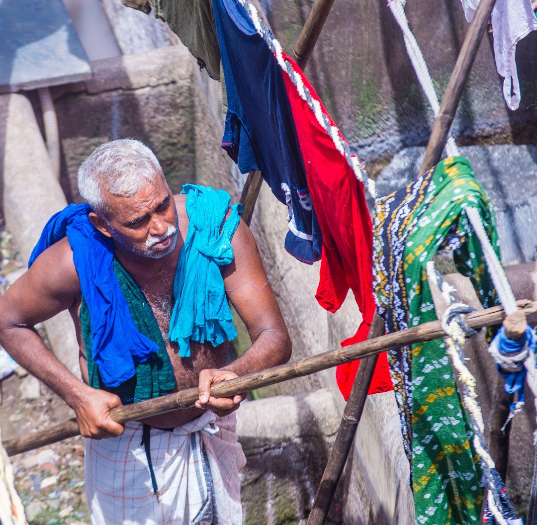 印度穷人是如何在一线城市生存的？| 地球知识局