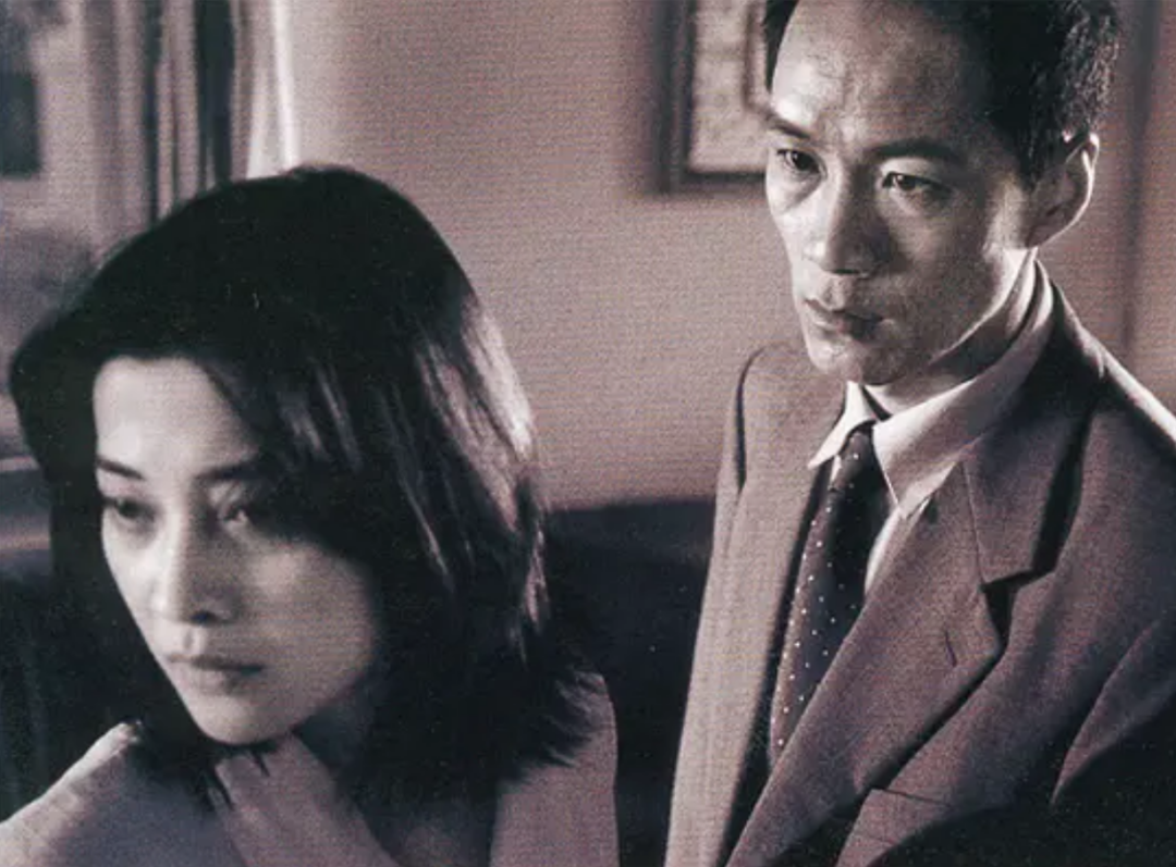 从虐待动物到虐待人，背后有着共同的心理基础