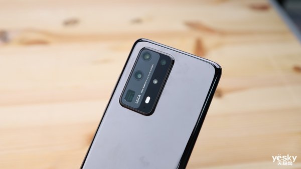当之无愧的"超大杯" 华为p40 pro 手机评测