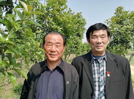 湖北武穴龙坪镇牛车村书记张建生盛赞回乡能人张才富!