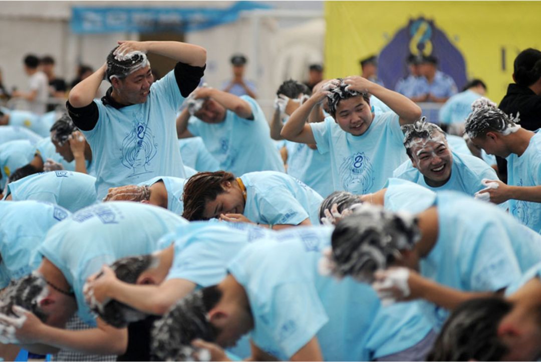 人是世界上最无聊的动物｜大象公会