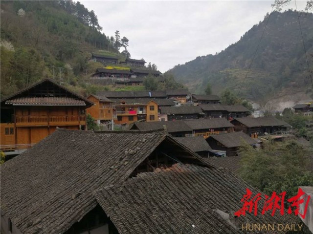 "开年以来,古丈县红石林国家级地质公园,夯吾苗族景区,中寨乡村旅游点