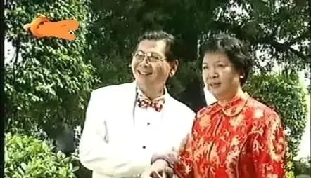 康伯的扮演者名叫龚锦堂