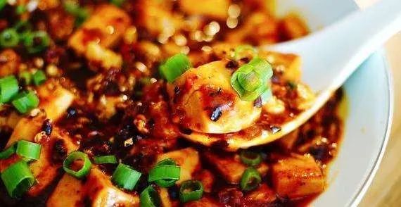 为什么说麻婆豆腐才是最横的下饭神器？