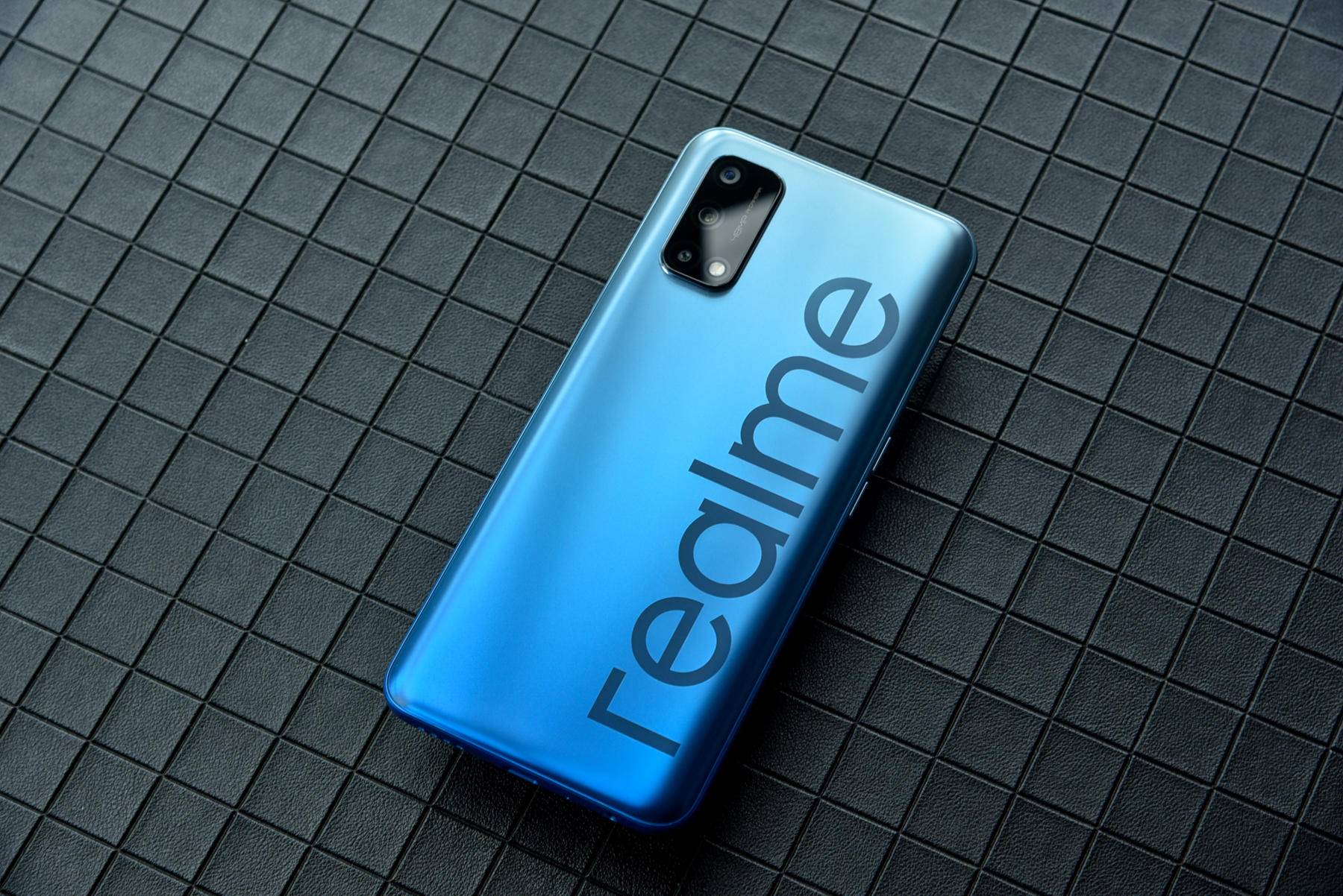 realme真我q2,近乎满分的千元5g"真香机",双11会卖疯吗?