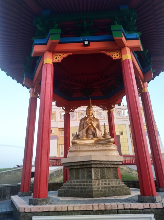 那群没有东归的土尔扈特人|大象公会