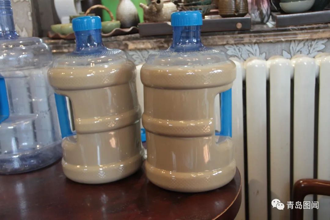 报复性消费来了吗?5升大桶奶茶刚上线就秒没