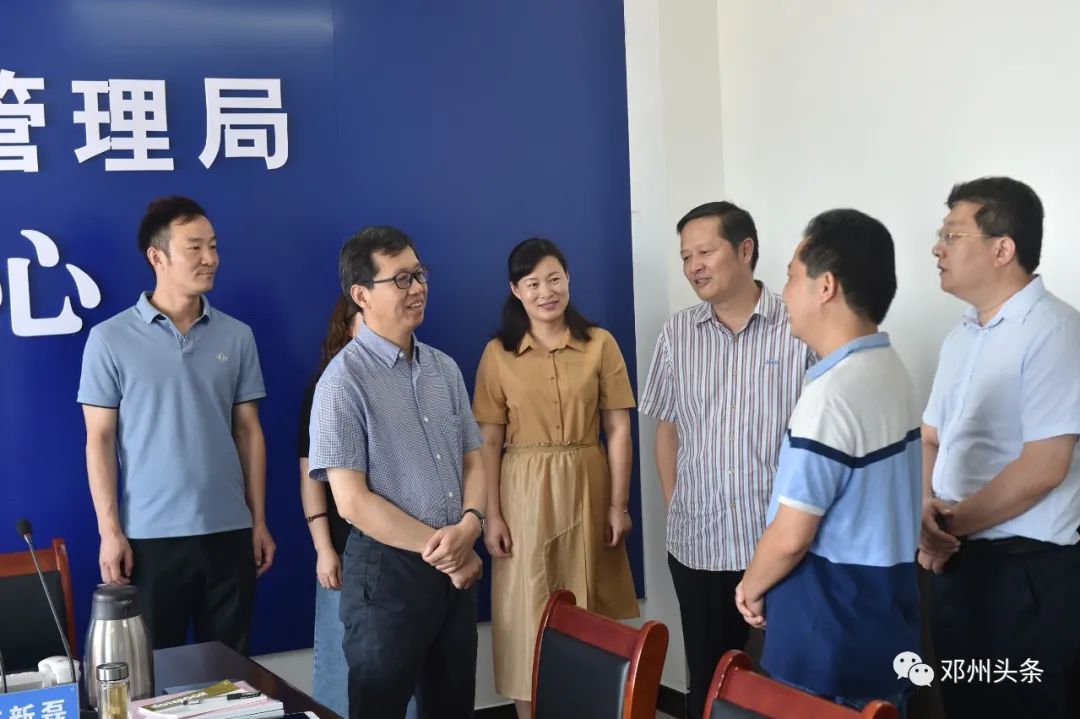 邓州市领导到应急管理局调研指导防汛工作