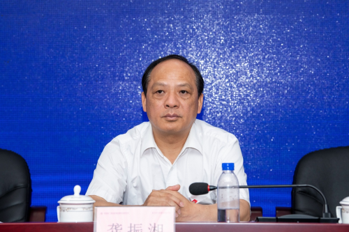 农工党湖南省委副主委,农工党长沙市委主委,长沙市政协副主席龚振湘在