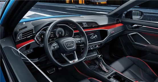 内饰方面: 奥迪q3 sportback的内饰与奥迪q3基本相同.