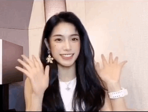 这是网红店主林小宅↓