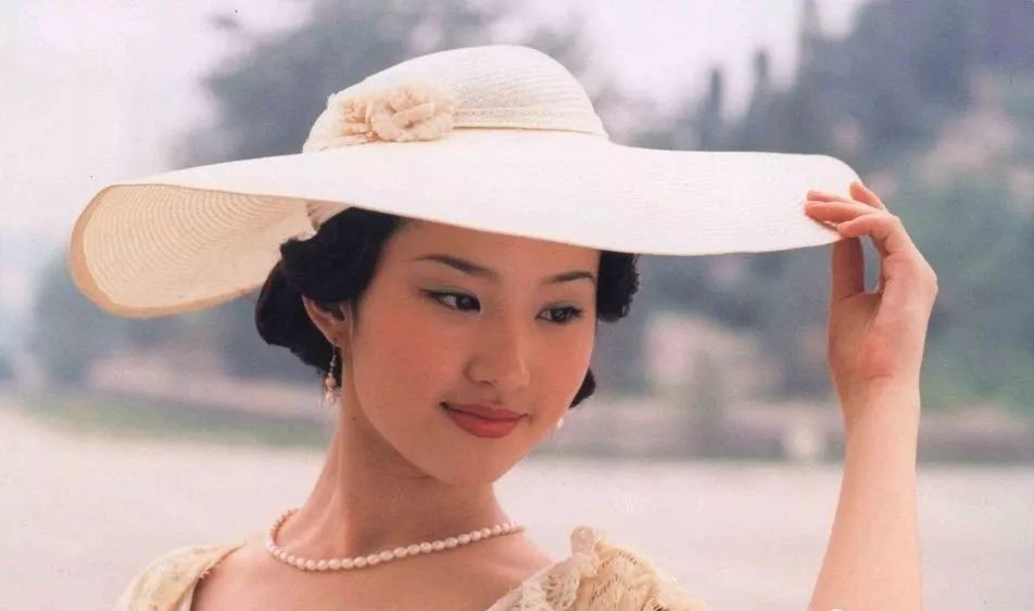 刘亦菲被群嘲：不要颜值不要结婚，她要啥？