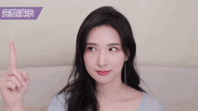 全智贤的双眸迷人得无可救药,再看看自己的,你不会心痛吗?