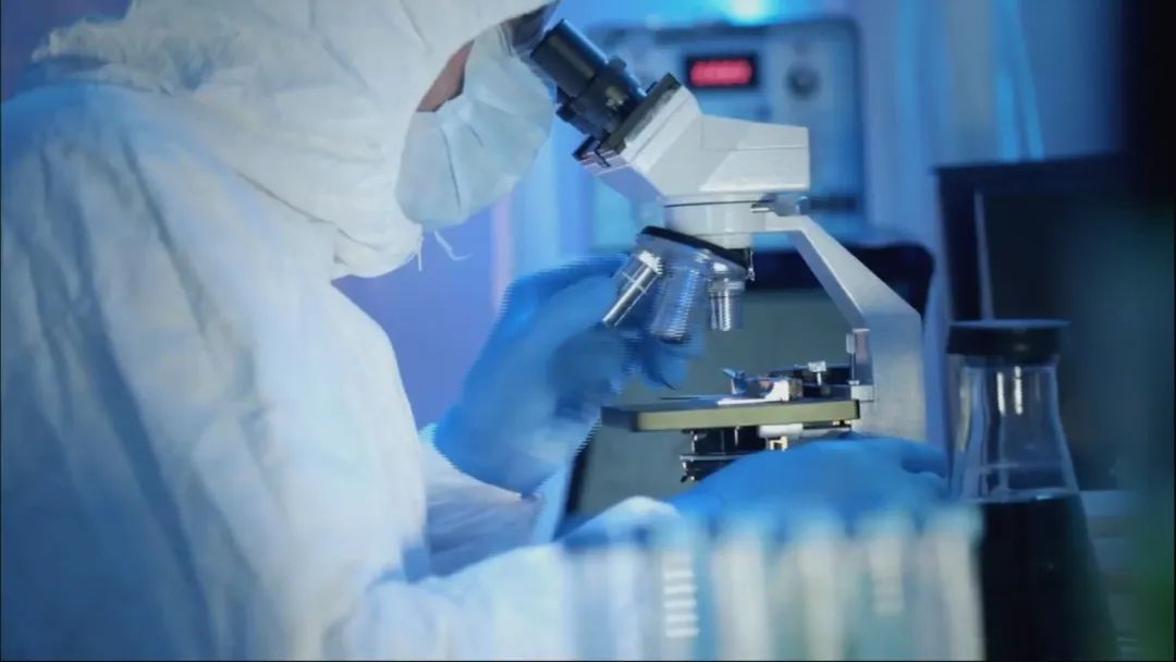 疫情“震中”由亚洲移至欧美疫苗研发正与生命竞速