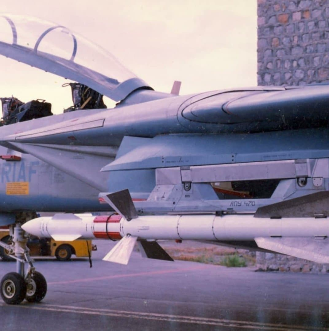 "冷战"时的冤家对头,如今在伊朗联手,f-14a战机配备r-27导弹