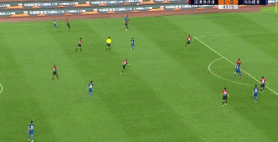 gif:姜至鹏胸部乌龙!建业半场结束前1-1扳平深圳