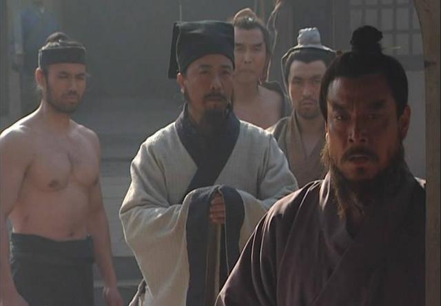 的朋友们应该会对一个叫短命二郎阮小五的角色有印象,这个扮演阮小五