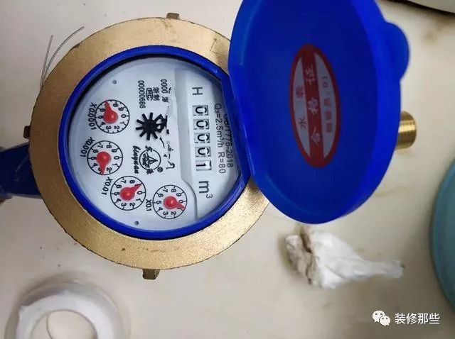 即使不用水,水表也会自己转动