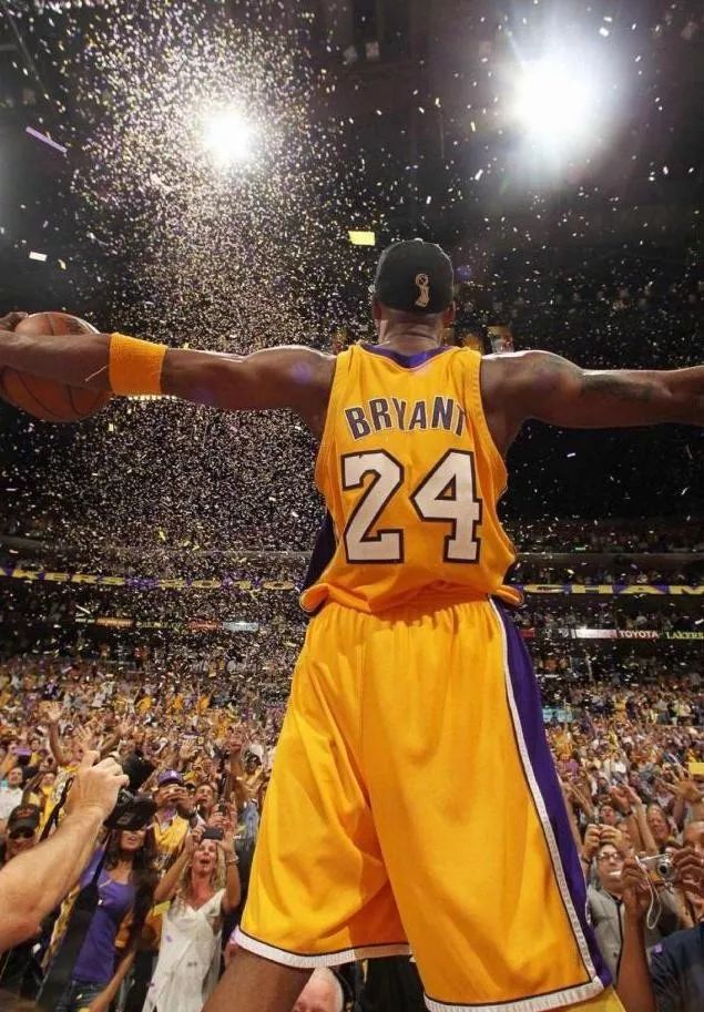 nba传奇巨星科比·布莱恩特不幸逝世!
